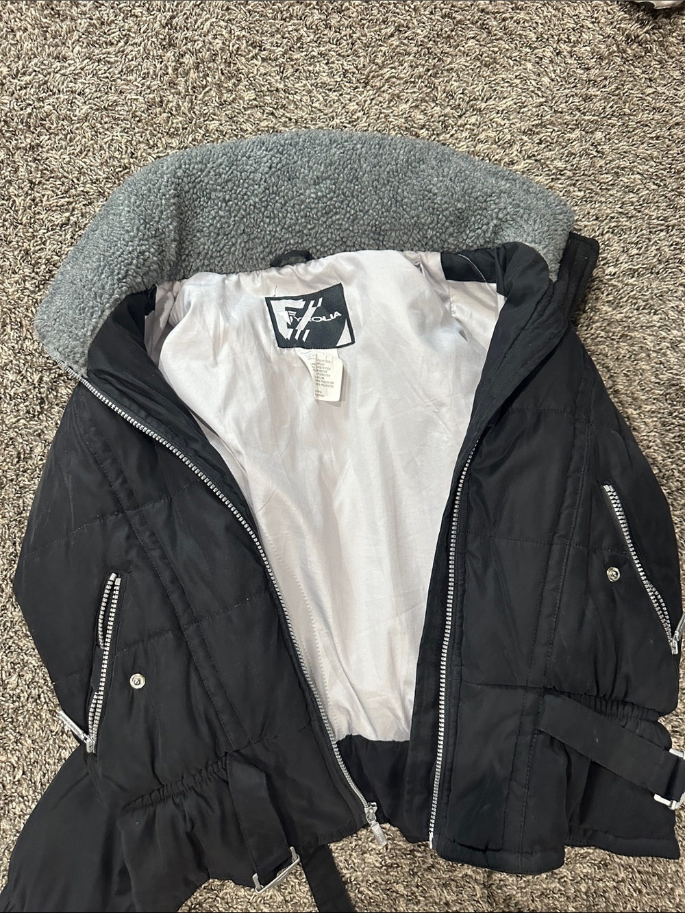 Women's vintage Ski black  Puffer Jacket with Gray Sherpa Collar